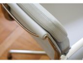 Vitra EA 205