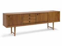 Bree's New World Mahjongg dressoir