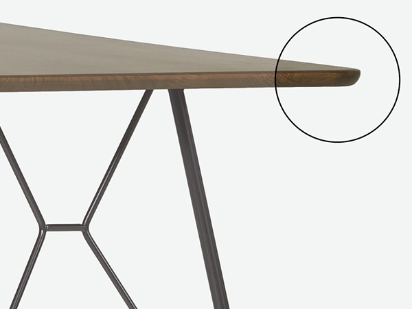 EYYE Pontt tafel