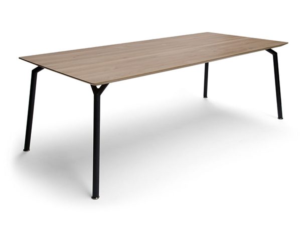 Bree's New World Shape eettafel